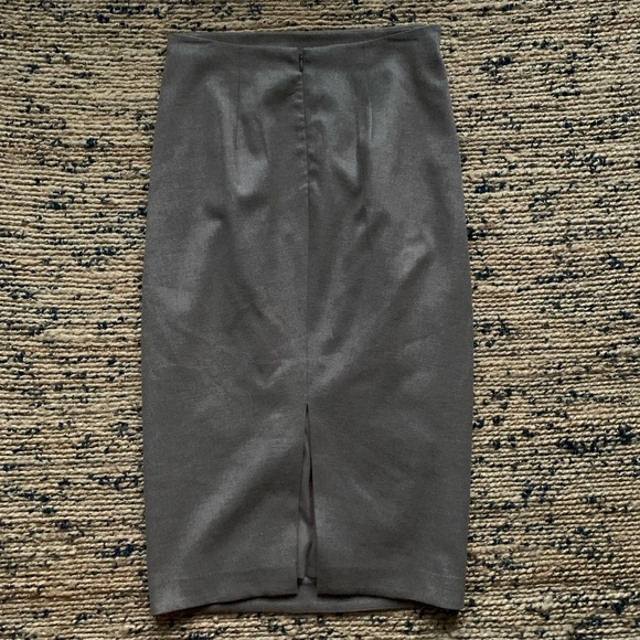 Aritzia Babaton Viggo Pencil Skirt - Picture 4 of 7